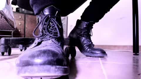 Pablo Meness online show from April 2026 01:06:01 PM