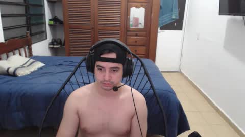 Snapshot of pablomingo chatting on November 2025 08:47:01 AM pablomingo online show from November 2025 08:47:01 AM