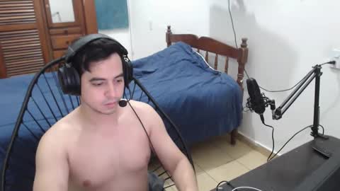 Snapshot of pablomingo chatting on November 2025 07:30:02 AM pablomingo online show from November 2025 07:30:02 AM