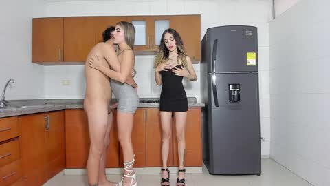 Hanna 19 years Eva 19 years new girl Tyga 19 years myke19 years old online show from January 2025 08:11:02 PM