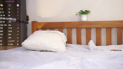 Kimlovense is activeThere are legends that in this room all your wishes can come true  Private is Open online show from November 2025 05:33:01 PM