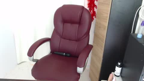 paiperhalliwey online show from June 2026 04:32:01 PM