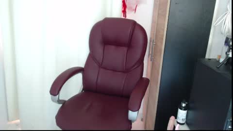 paiperhalliwey online show from July 2026 01:40:02 PM