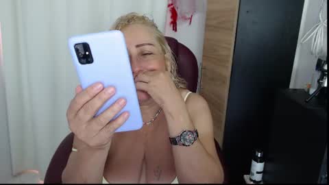 paiperhalliwey online show from July 2026 02:46:01 PM