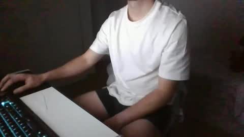 pajaritosenelaire online show from April 2026 07:42:02 AM