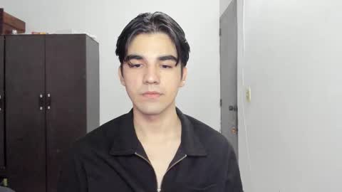 pakun_ online show from November 2025 02:54:01 AM