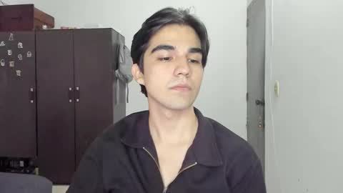 pakun_ online show from November 2025 01:05:01 AM