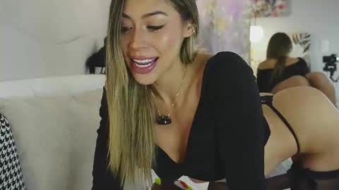 Palmer Joness online show from October 2025 02:37:01 PM