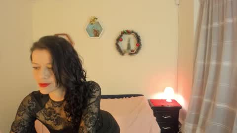 Paloma  online show from December 2025 09:23:02 PM