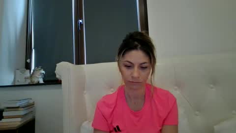 Snapshot of pamela051087 chatting on April 2026 12:31:01 PM Pamela051087 online show from April 2026 12:31:01 PM