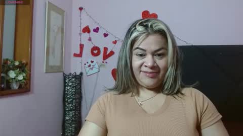 pamela_echeverria online show from June 2026 11:48:01 AM