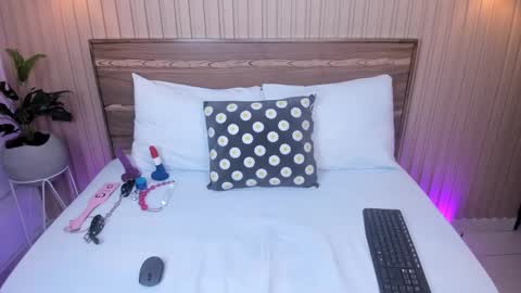 Snapshot of pamela_palmeer chatting on December 2024 02:09:02 AM PAMELA online show from December 2024 02:09:02 AM