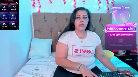 Pamela online show from January 2025 07:59:02 PM