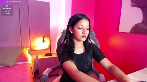 Snapshot of pamelaevans__ chatting on January 2025 08:14:02 PM PamelaEvans online show from January 2025 08:14:02 PM