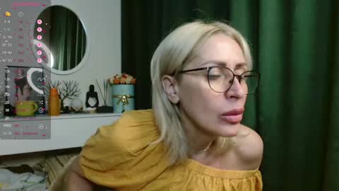 pamellamurphy online show from June 2026 11:53:02 PM
