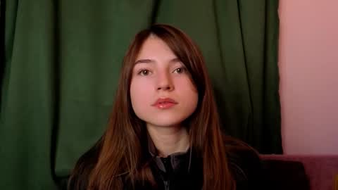 daniella online show from October 2025 07:55:01 PM