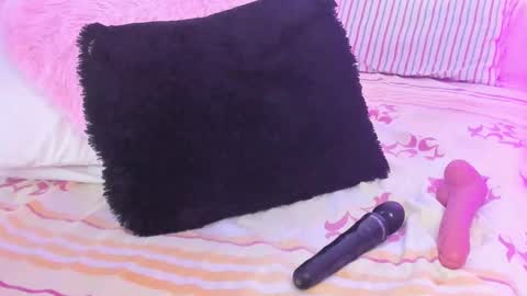 Pammela Smith online show from December 2024 02:09:01 AM