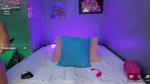 Snapshot of pammelaross chatting on May 2026 05:21:02 PM Pammela online show from May 2026 05:21:02 PM