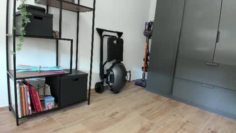 pampersandspanking online show from July 2026 12:34:01 PM
