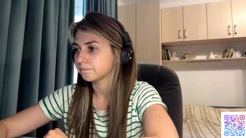 Lia online show from July 2026 04:21:01 PM
