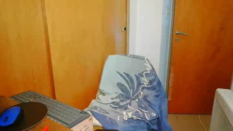 Snapshot of panchomadrid chatting on May 2026 10:06:02 PM Pancho Madrid online show from May 2026 10:06:02 PM