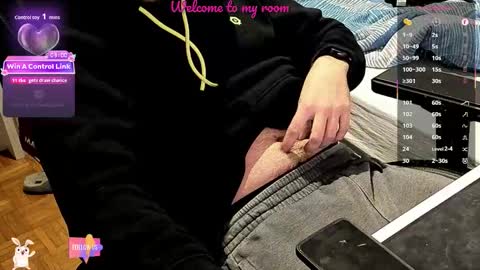 Snapshot of pandouxe chatting on January 2026 07:50:02 PM pandouxe online show from January 2026 07:50:02 PM