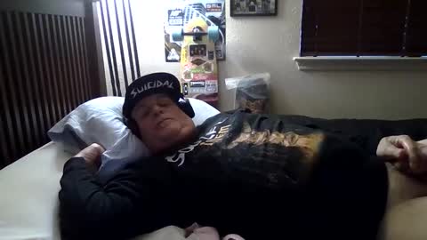 panos online show from December 2025 10:41:02 PM