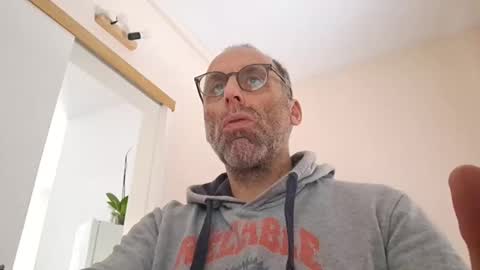 pansak1973 online show from February 2025 11:35:02 AM