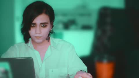 In bio online show from April 2026 06:12:02 PM