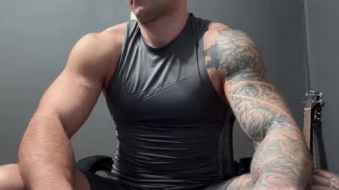 Snapshot of panther_style chatting on February 2026 01:59:01 PM Oleg online show from February 2026 01:59:01 PM