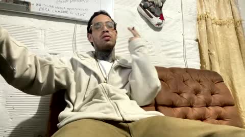 Snapshot of panthers_room chatting on December 2024 11:22:02 AM panthers_room online show from December 2024 11:22:02 AM