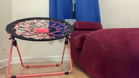 PantsLessTraveler online show from February 2025 12:00:02 PM