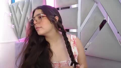 Snapshot of paola_lyon chatting on January 2025 07:27:01 PM Paola Lyon online show from January 2025 07:27:01 PM