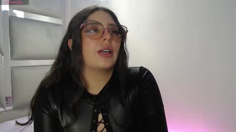 Snapshot of paola_lyon chatting on March 2025 07:17:01 PM Paola Lyon online show from March 2025 07:17:01 PM