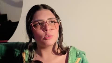 Snapshot of paola_lyon chatting on September 2025 07:10:01 AM Paola Lyon online show from September 2025 07:10:01 AM