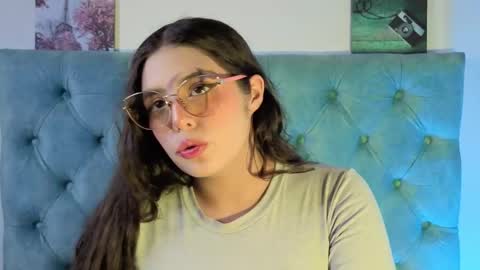 Snapshot of paola_lyon chatting on September 2025 06:55:01 PM Paola Lyon online show from September 2025 06:55:01 PM