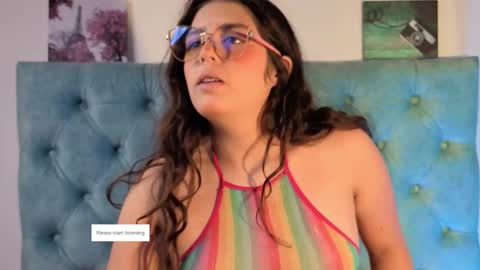 Snapshot of paola_lyon chatting on October 2025 12:05:01 PM Paola Lyon online show from October 2025 12:05:01 PM