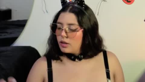 Snapshot of paola_lyon chatting on October 2025 08:33:01 PM Paola Lyon online show from October 2025 08:33:01 PM