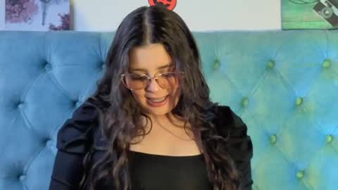 Snapshot of paola_lyon chatting on October 2025 07:14:01 PM Paola Lyon online show from October 2025 07:14:01 PM