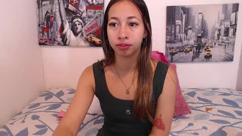 Snapshot of paolabotero chatting on April 2026 12:05:02 PM Paola online show from April 2026 12:05:02 PM