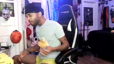 papian0 online show from September 2025 11:17:02 PM