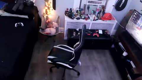 papian0 online show from October 2025 01:14:02 AM