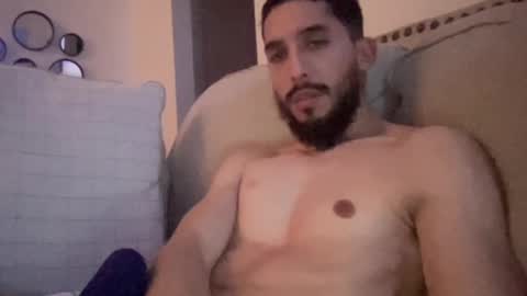 papicubano_guapo23cm online show from March 2026 05:31:02 AM