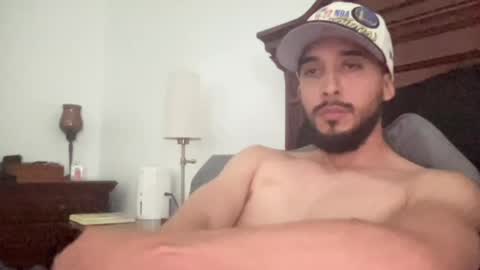 papicubano_guapo23cm online show from May 2026 07:22:02 PM