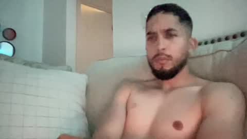 papicubano_guapo23cm online show from July 2026 11:17:02 AM