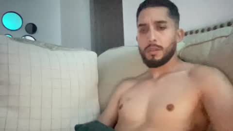 papicubano_guapo23cm online show from July 2026 08:05:01 AM