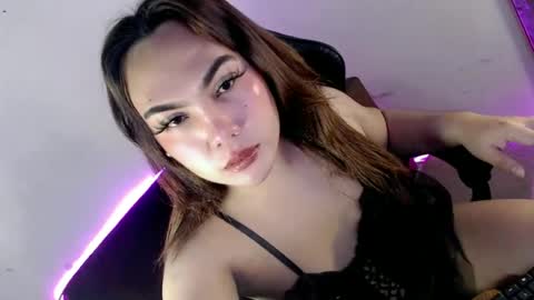 Snapshot of papigoddesslover chatting on June 2026 11:58:01 AM Fina Dwarf online show from June 2026 11:58:01 AM