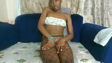 pappychullo09 online show from February 2026 12:51:02 AM