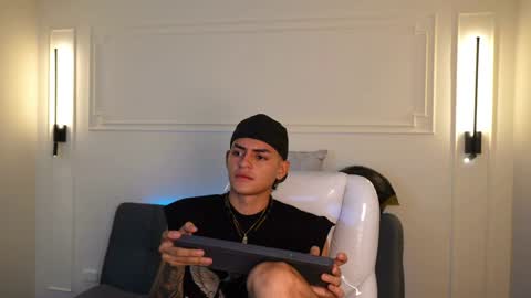 Ryan And Casper online show from January 2025 02:41:01 AM