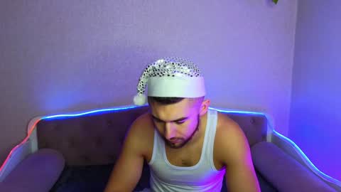 Snapshot of paradisepleasure_ chatting on December 2024 01:58:02 AM Allie Alex Thumbs up if you like us online show from December 2024 01:58:02 AM